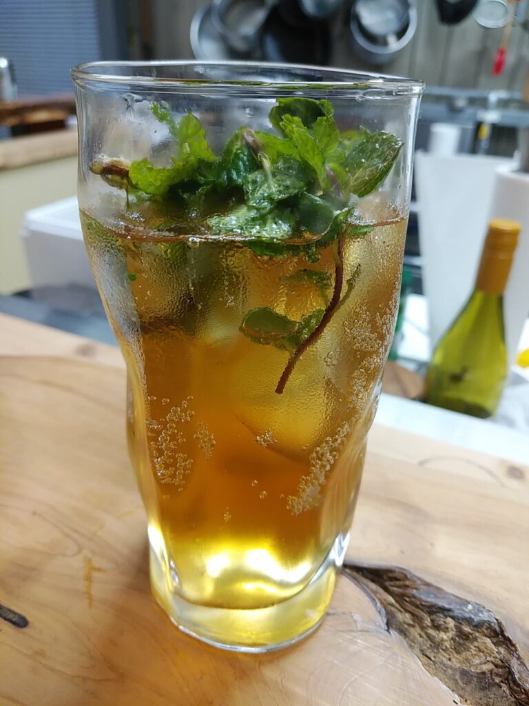 名物の舞鶴モヒート